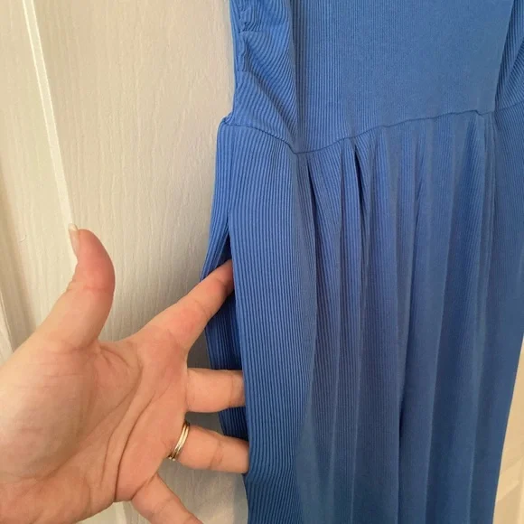 Blue sleeveless jumpsuit - Picture 5 of 6